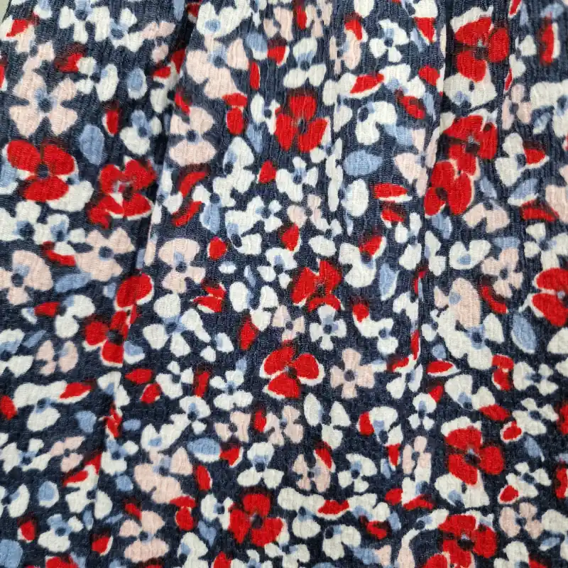 Robe Plus Collection 5 ans – Marine à fleurs rouges et blanches – Image 4